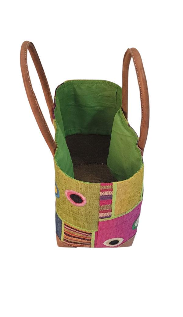 Bolsa de Rafia com alça de Couro - Imagem 4
