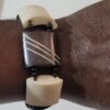 Pulseira africana de ossos