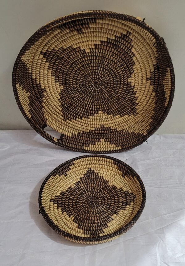 Conjunto de 2 Bandeja Decorativa de Palha - Imagem 3