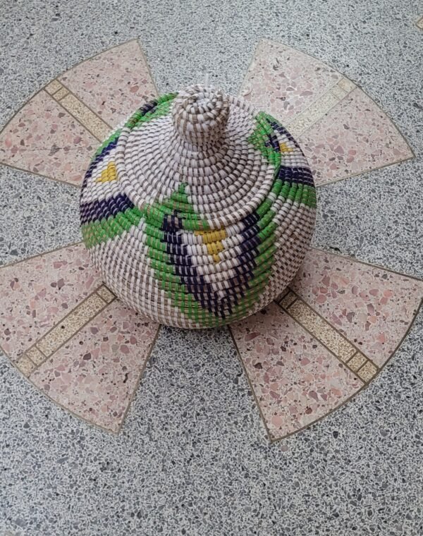 Cesto de Caixa decorativa de Palha Africana